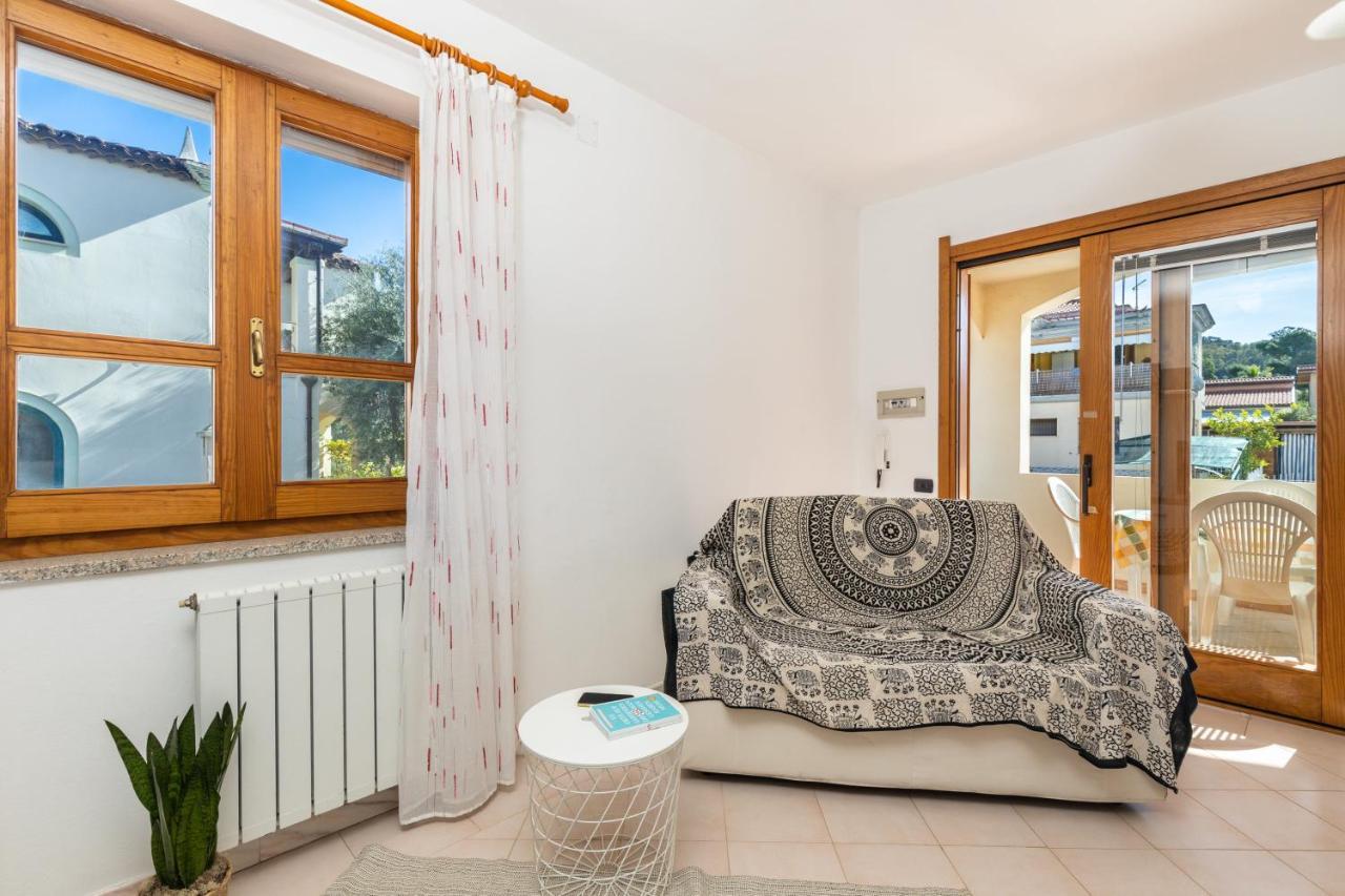 Casa A Due Passi Dal Mare Apartment Arbatax Luaran gambar